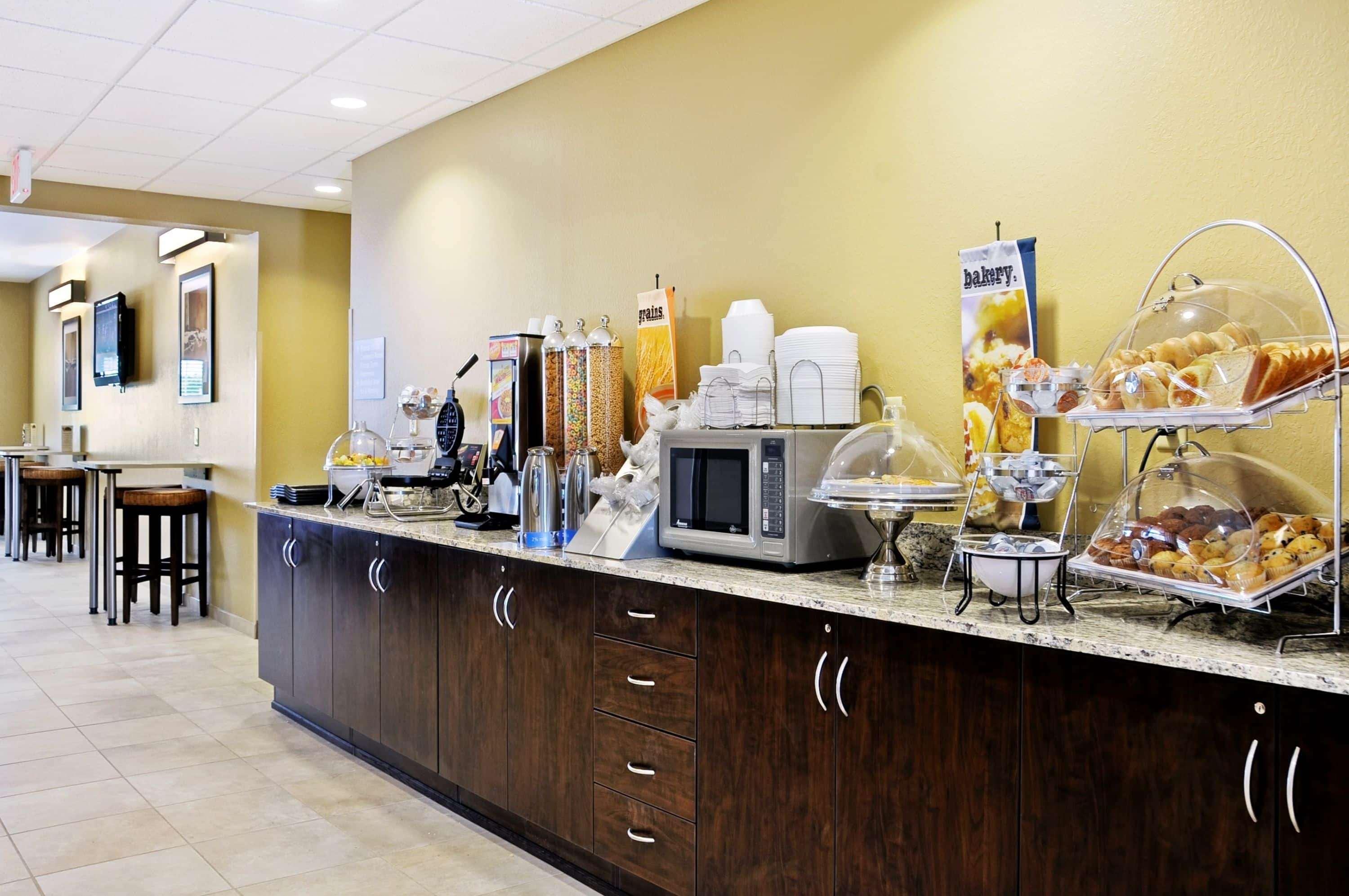 Microtel Inn & Suites By Wyndham Marietta Esterno foto